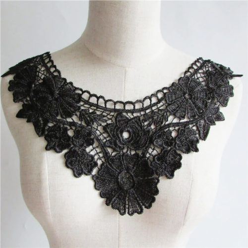 Lace Collar & Applique